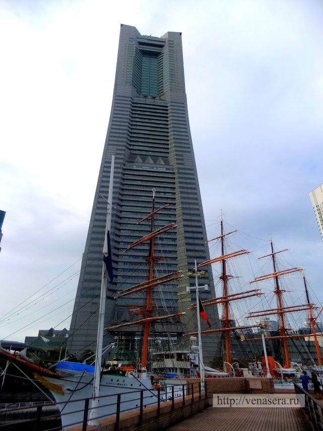 Landmark Tower и корабль Ниппон-Мару